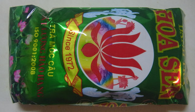 R0033814_0407ハス茶購入_400.jpg